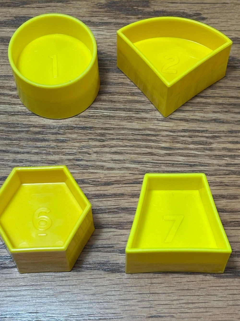 TUPPERWARE Toys Shape O Ball Blue Red Yellow Shapes Sorter Missing Shape 9